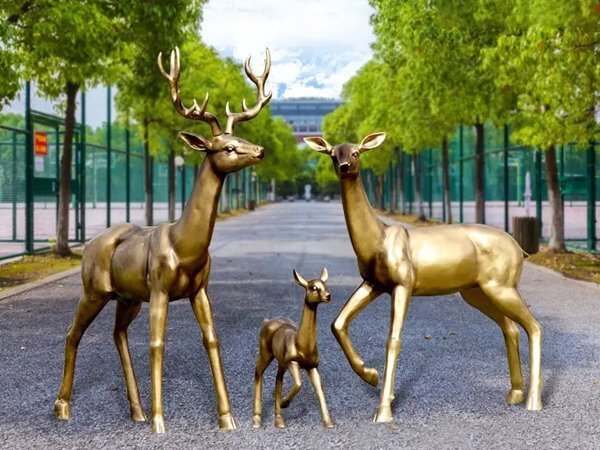 鹿雕塑制作